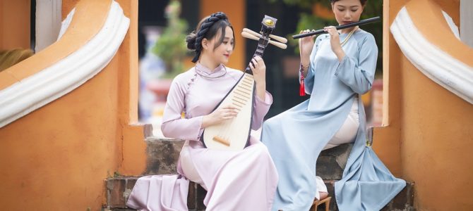 L’évolution de l’Áo Dài L’évolution de l’Áo Dài